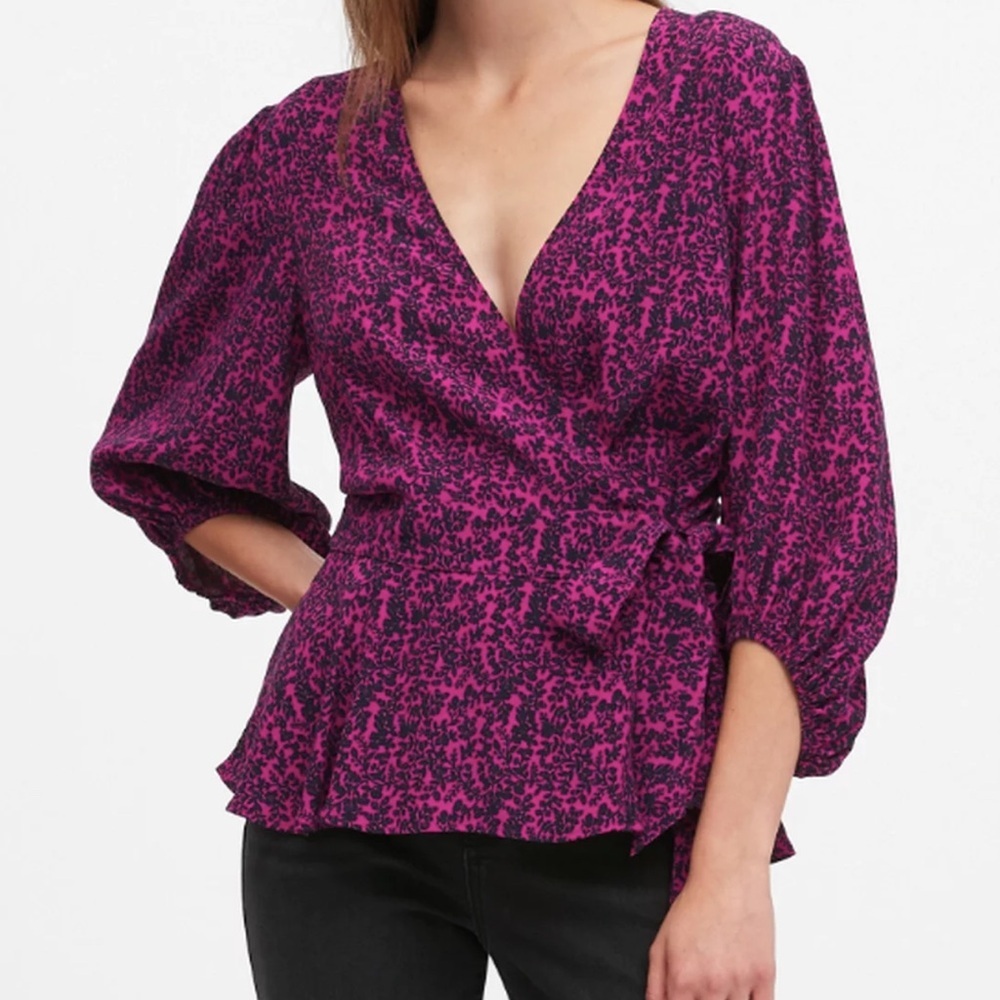 BANANA REPUBLIC Pink and Black peplum wrap blouse M Tall